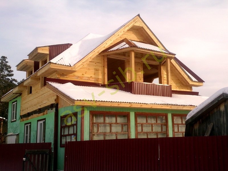 Надстройка второго этажа дачного жилого дома в Иркутске